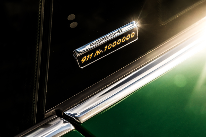 Illustration for article titled Gaze At The Beautiful One-Millionth Porsche 911 Gracing New York City